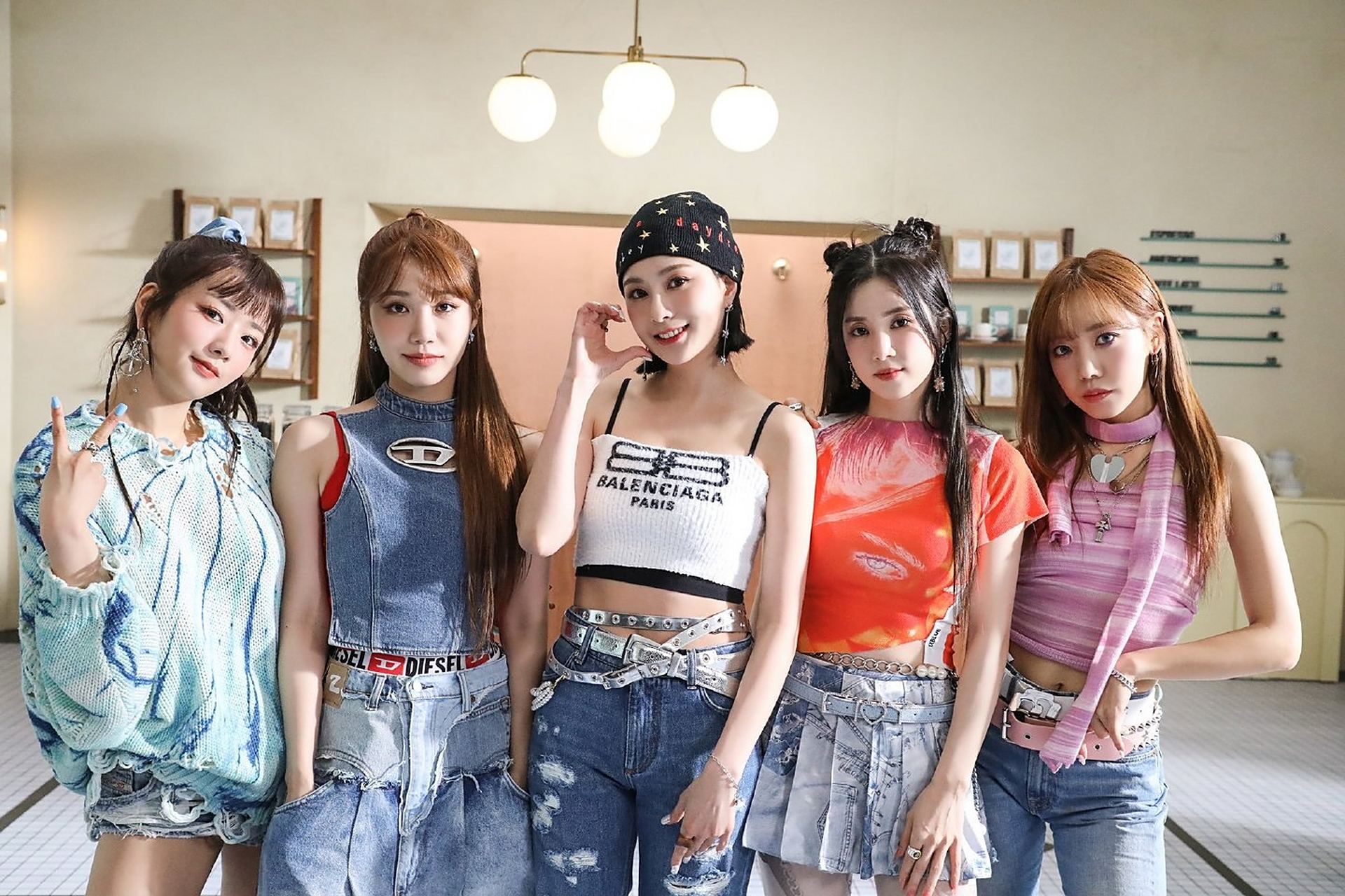 韩女团apink除郑恩地外不续约!