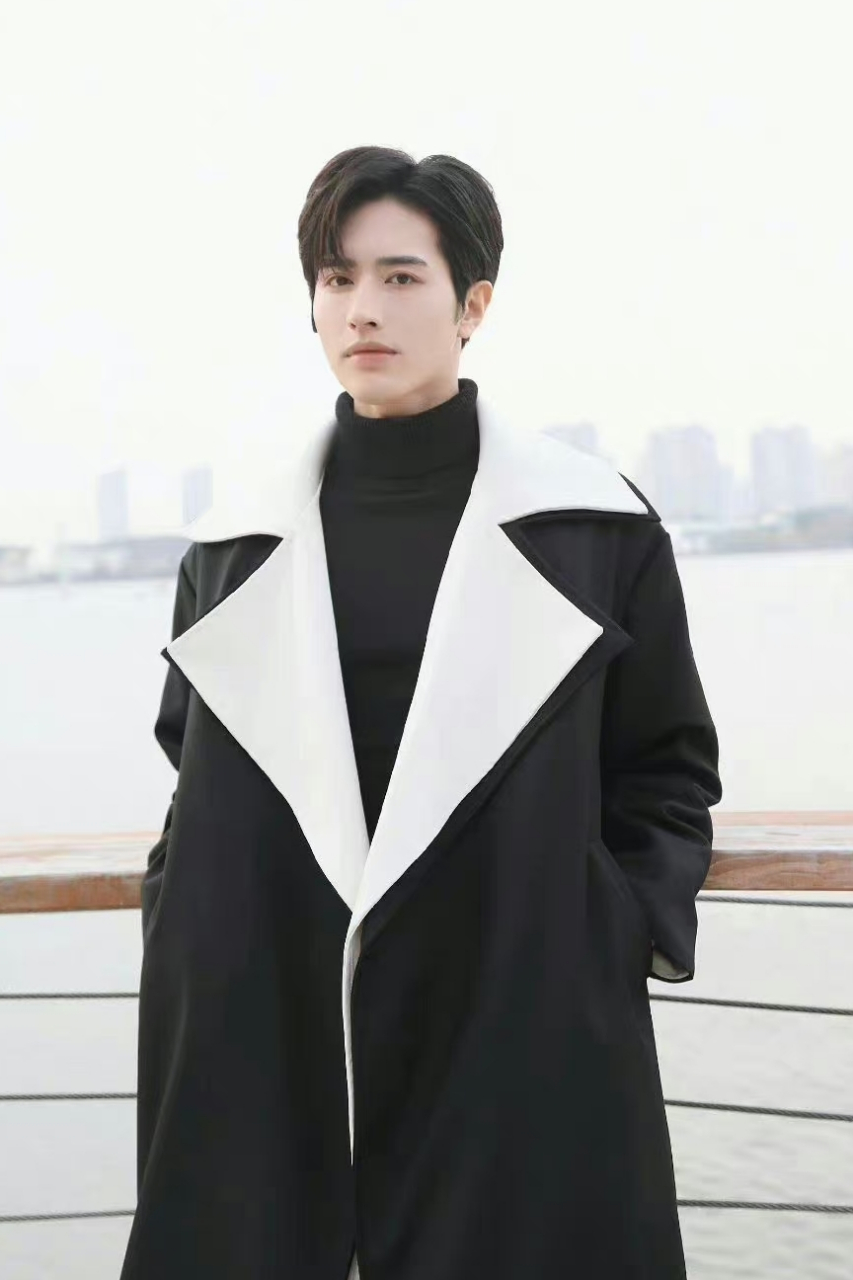 这是冲动表白又后悔了吗?但后续是:罗正工作室道歉称是工作人员手滑!