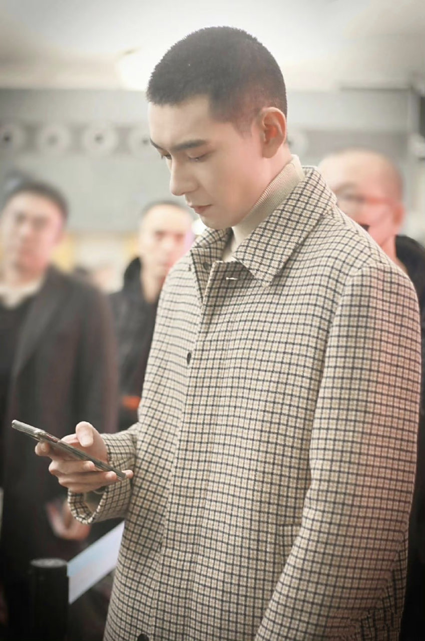 陈星旭寸头造型好帅!抗住了最难把握的造型.