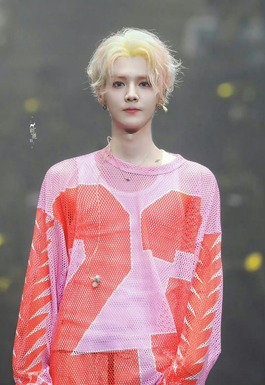 每次都这么浓;他离不开韩式舞台浓妆!对此,你怎么看?#娱圈八卦资讯