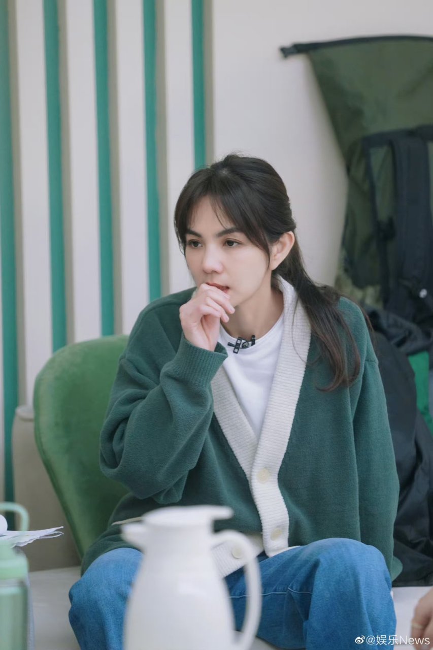 ella长发好漂亮,好温柔,看到了她鲜为人知的一面.