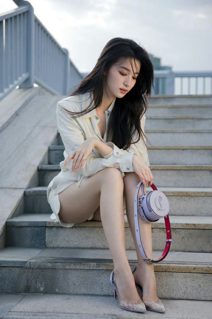 王楚然,内娱第一腿没人反驳吧 676767