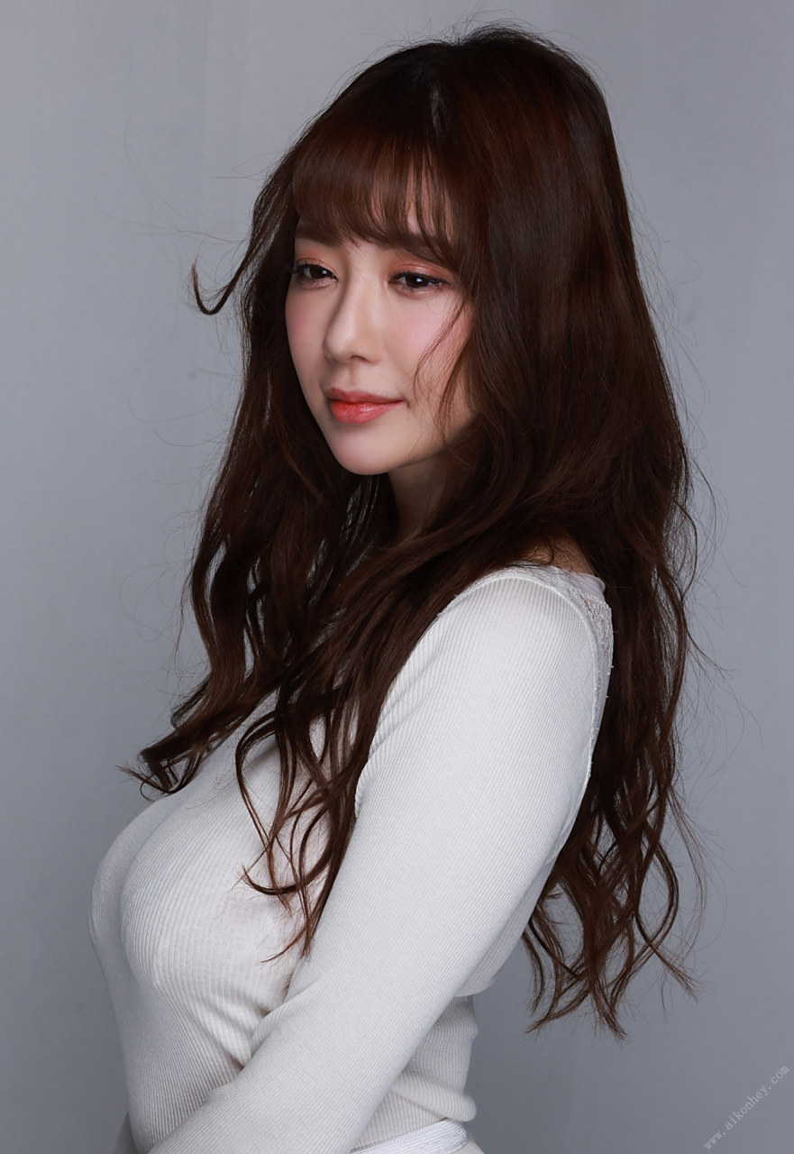 宇都宫紫苑  rion 安斋拉拉三位一体