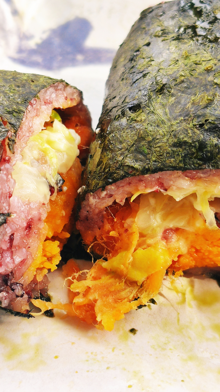 网红美食 | 初山饭团 幸会幸味选了 「咸蛋黄肉松饭团」 还算太扎实