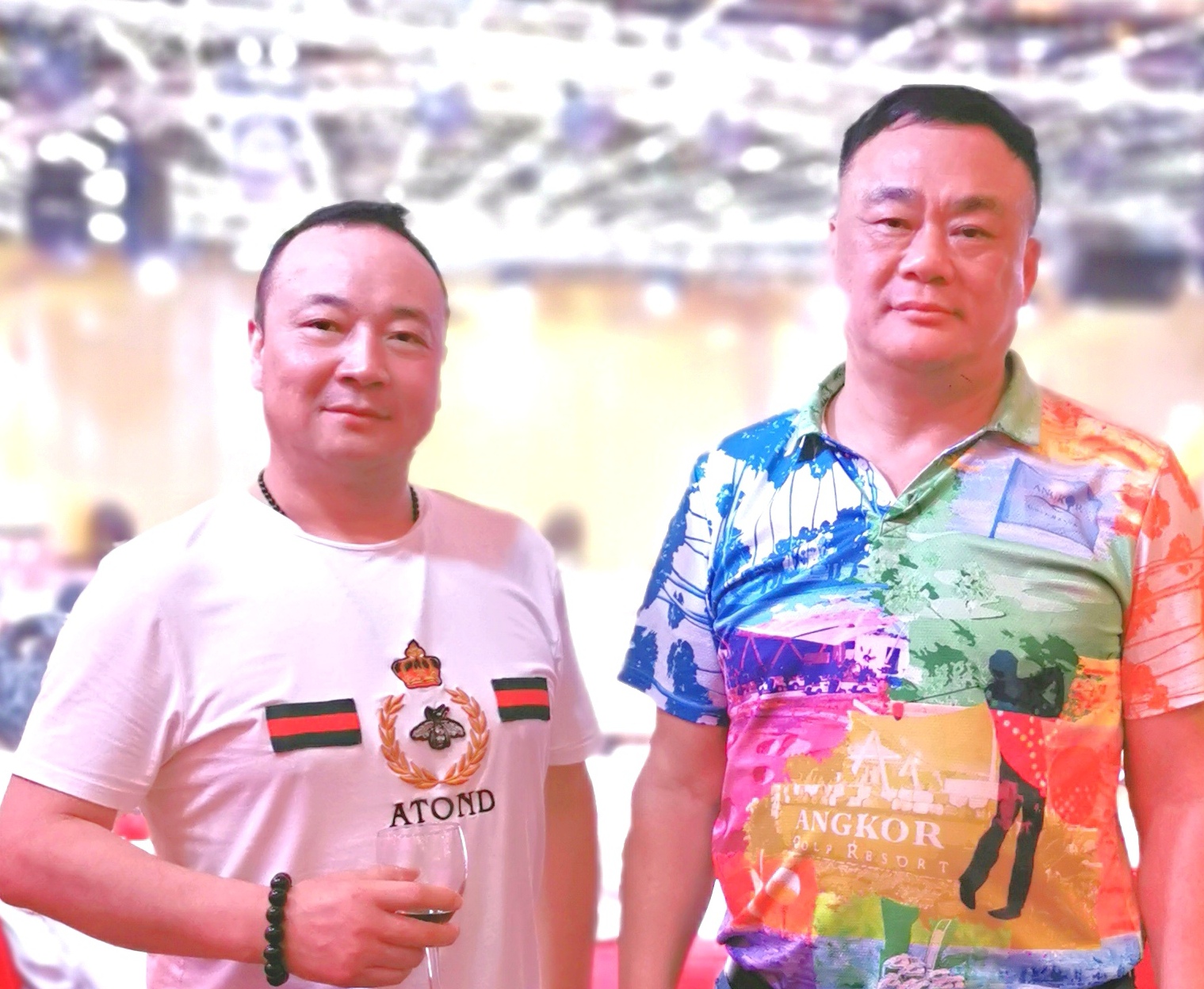 世界洪门协会刘印锋与新一届亚洲赌王林积在西哈努克亲切会面,深刻