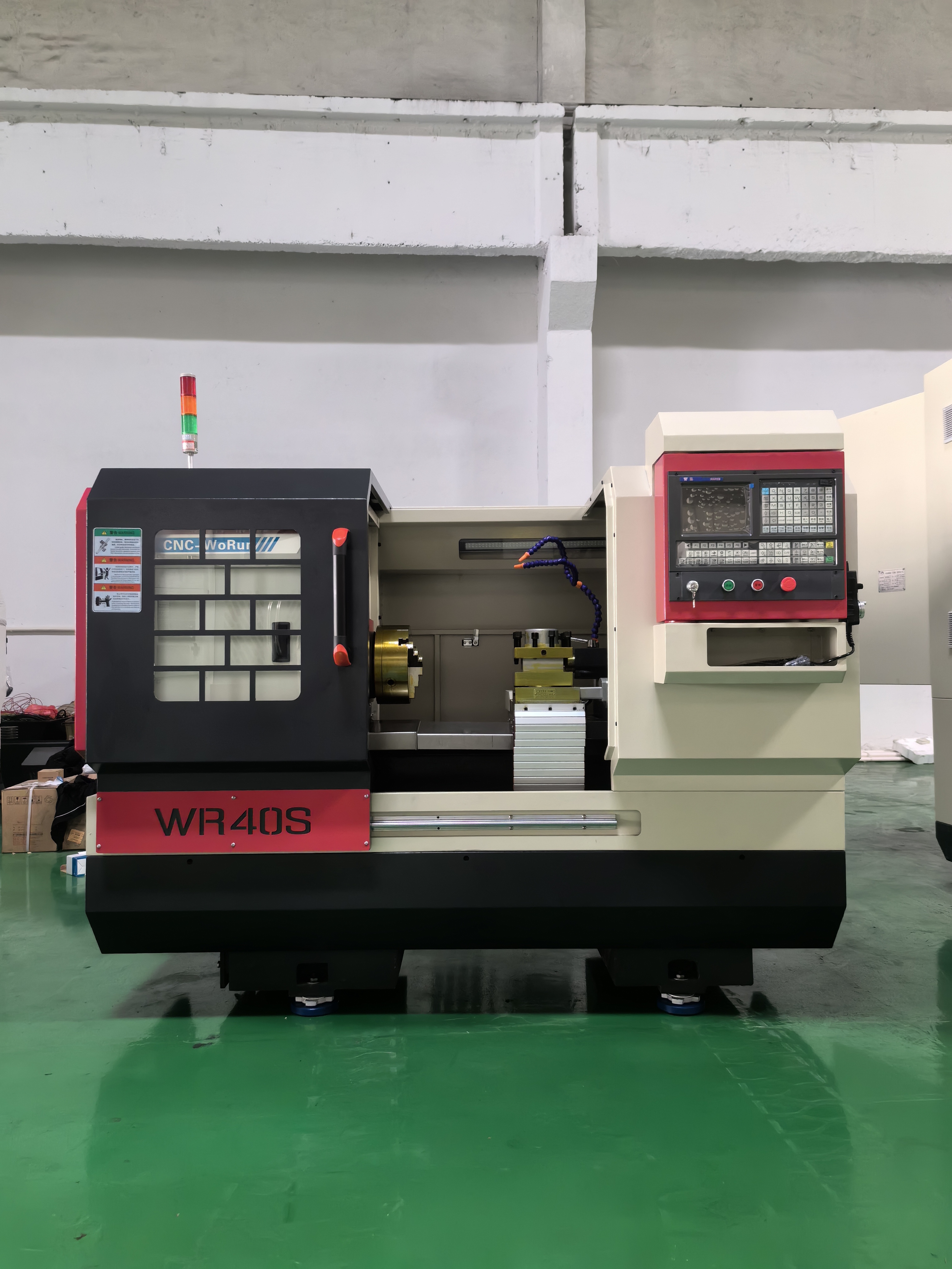 以下是对沃润精机数控车质量的一些分析:  一,产品特点 结构设计:沃润