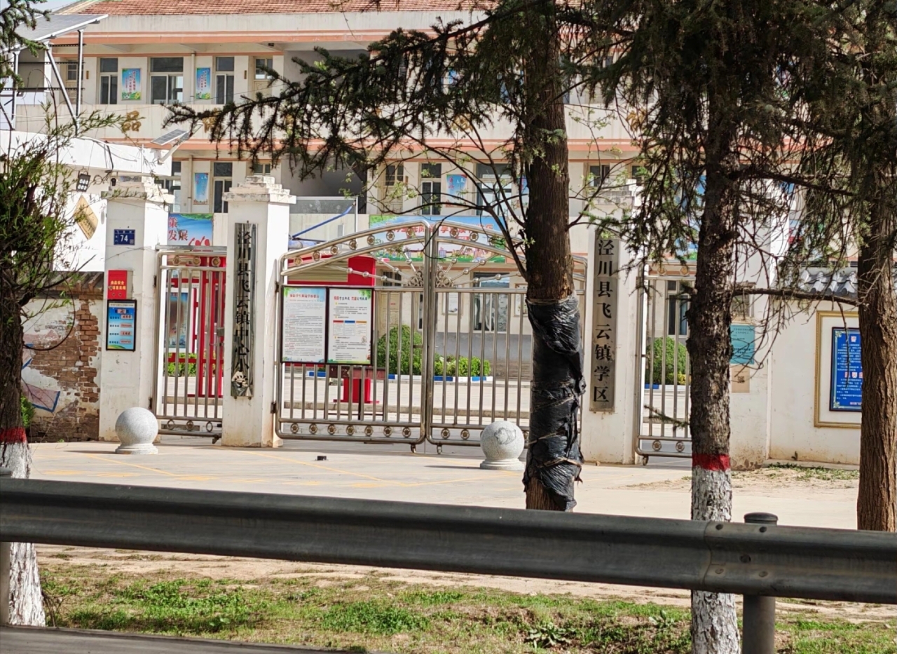 伤口总长度达13厘米,最深达3厘米