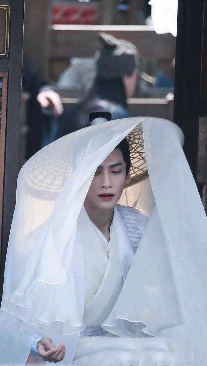 皓衣行路透来啦!看白衣飘飘的罗云熙还是你认识的那个翩翩少年吗?