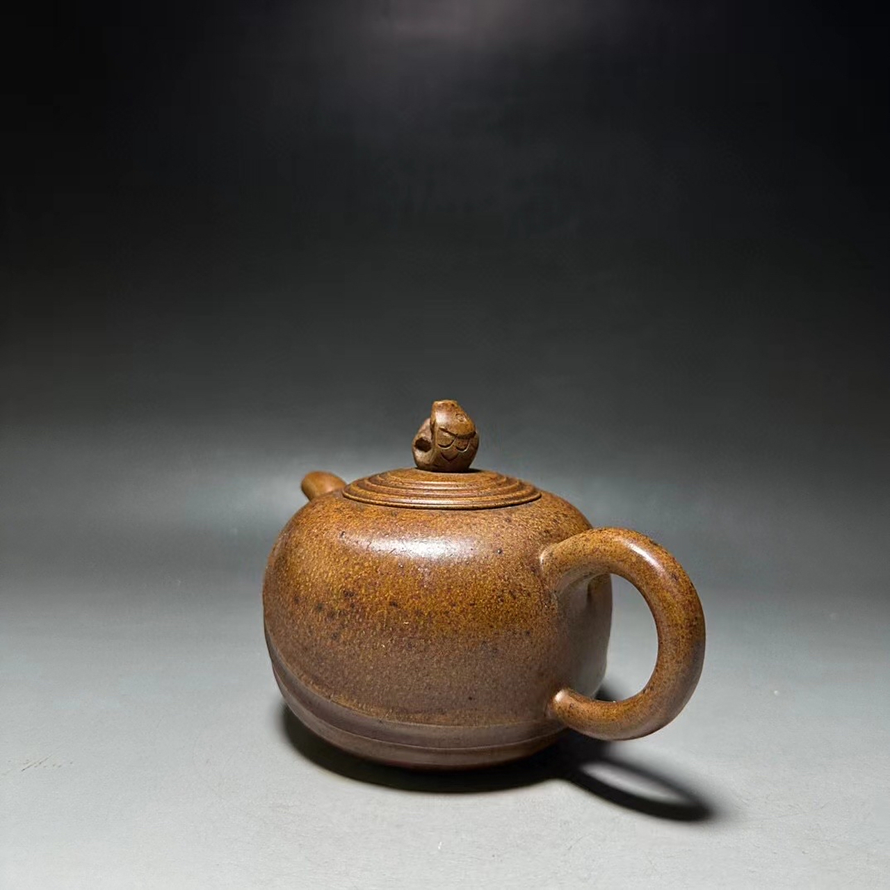 传世极品,中国工艺美术大师顾景舟鱼趣壶紫砂壶