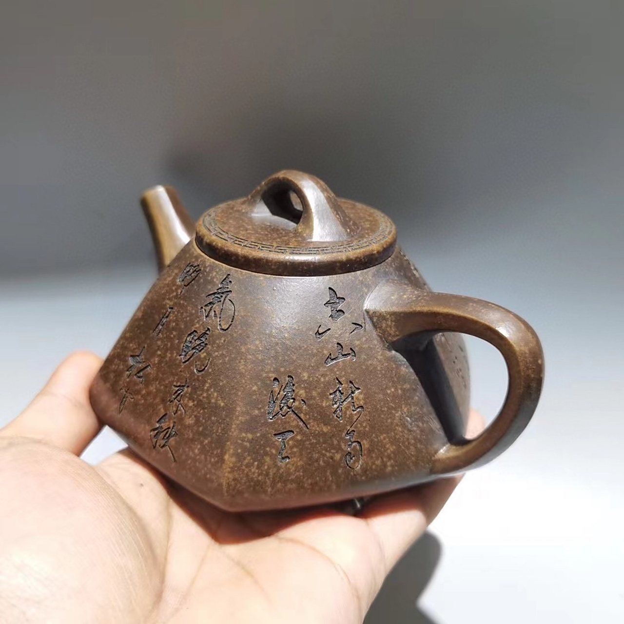 中国工艺美术大师顾景舟紫砂石瓢壶!稀有,珍贵!