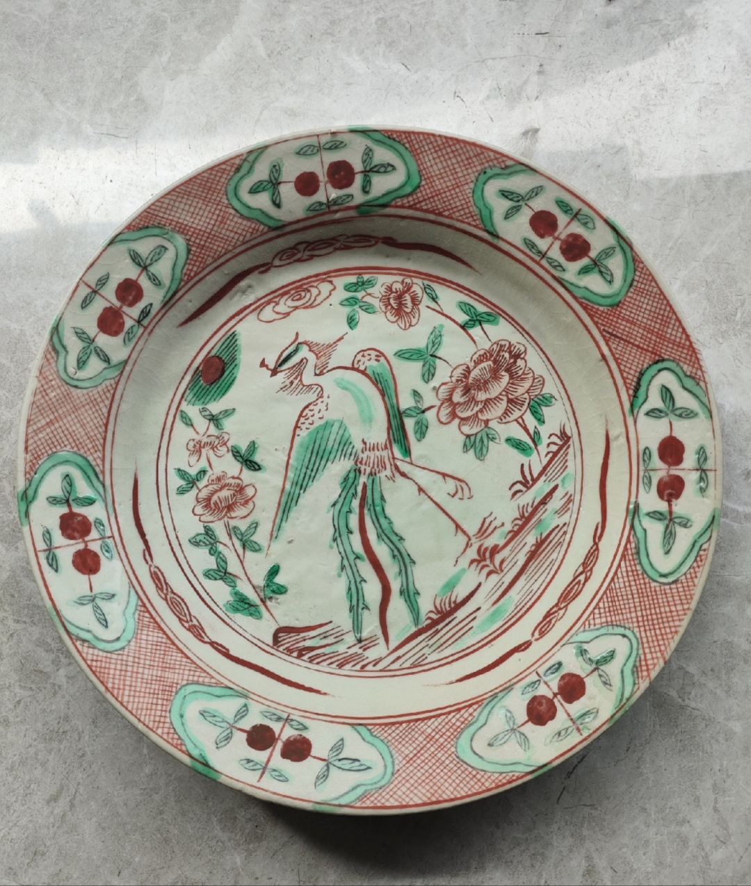明代漳州窑红绿彩大盘