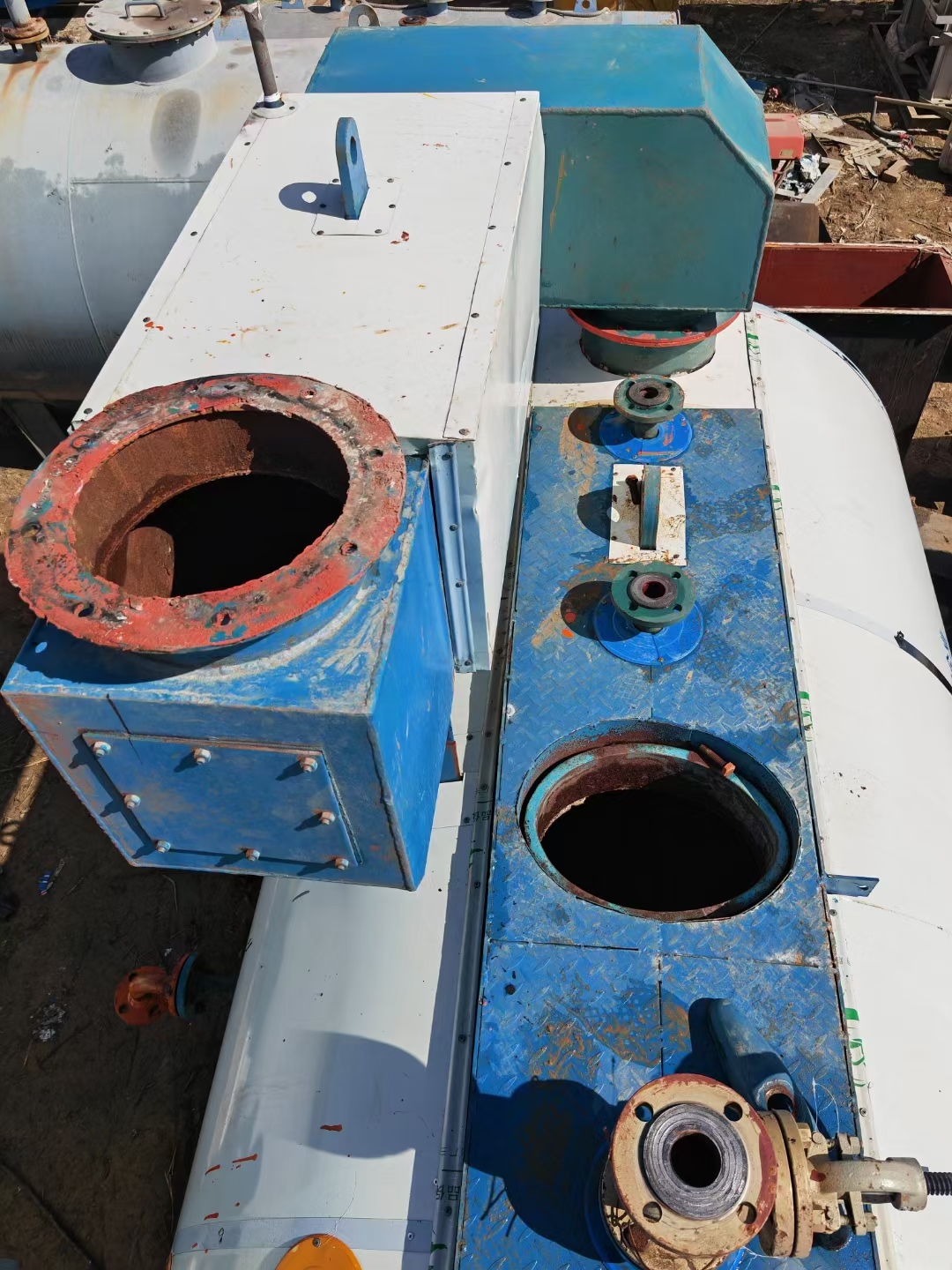 转让一吨燃气蒸汽锅炉,四川竹根锅炉有限公司制造,2018年4月份生产,9