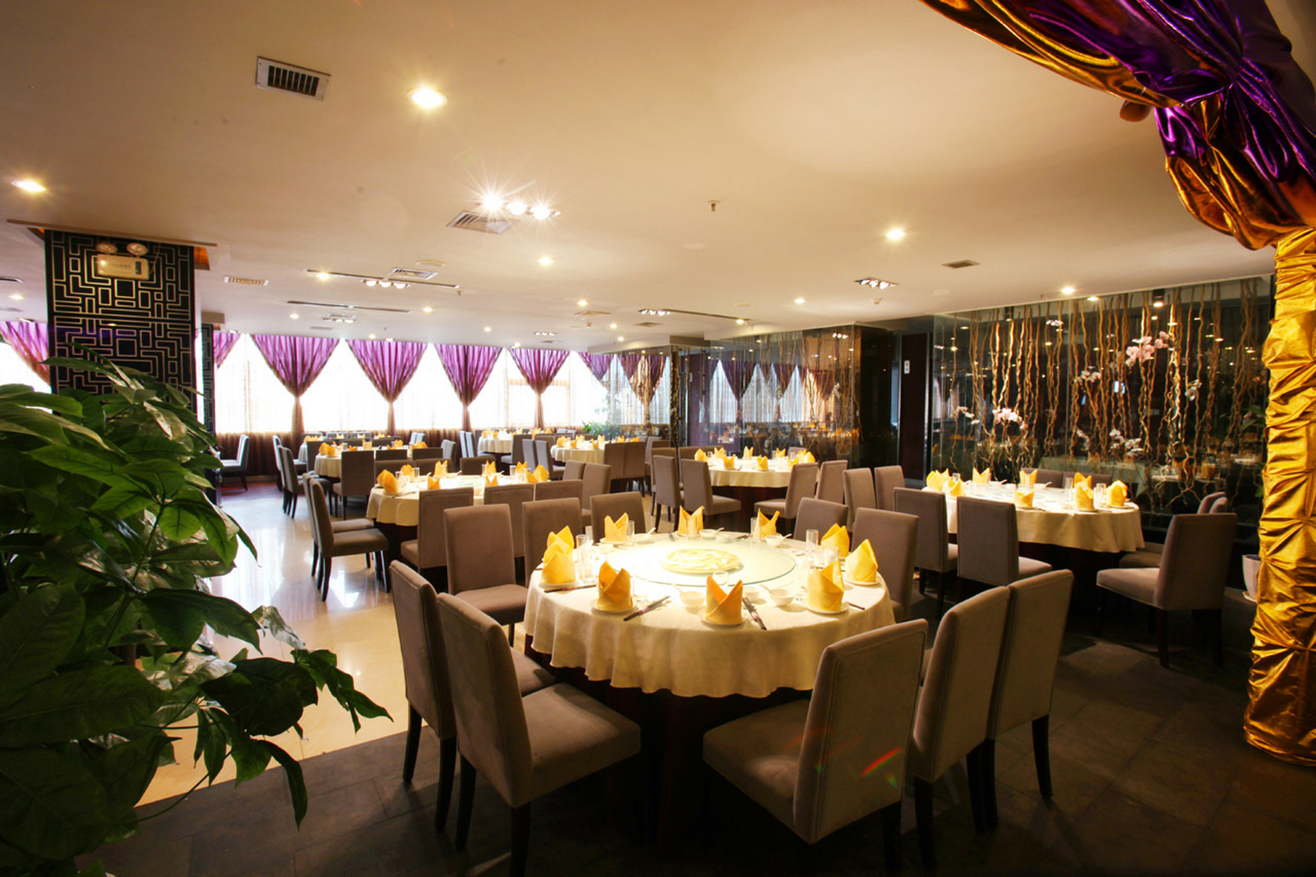 四川旅行|成都郫都区住宿之犀浦大酒店 犀浦大酒店可以说是郫都区的一