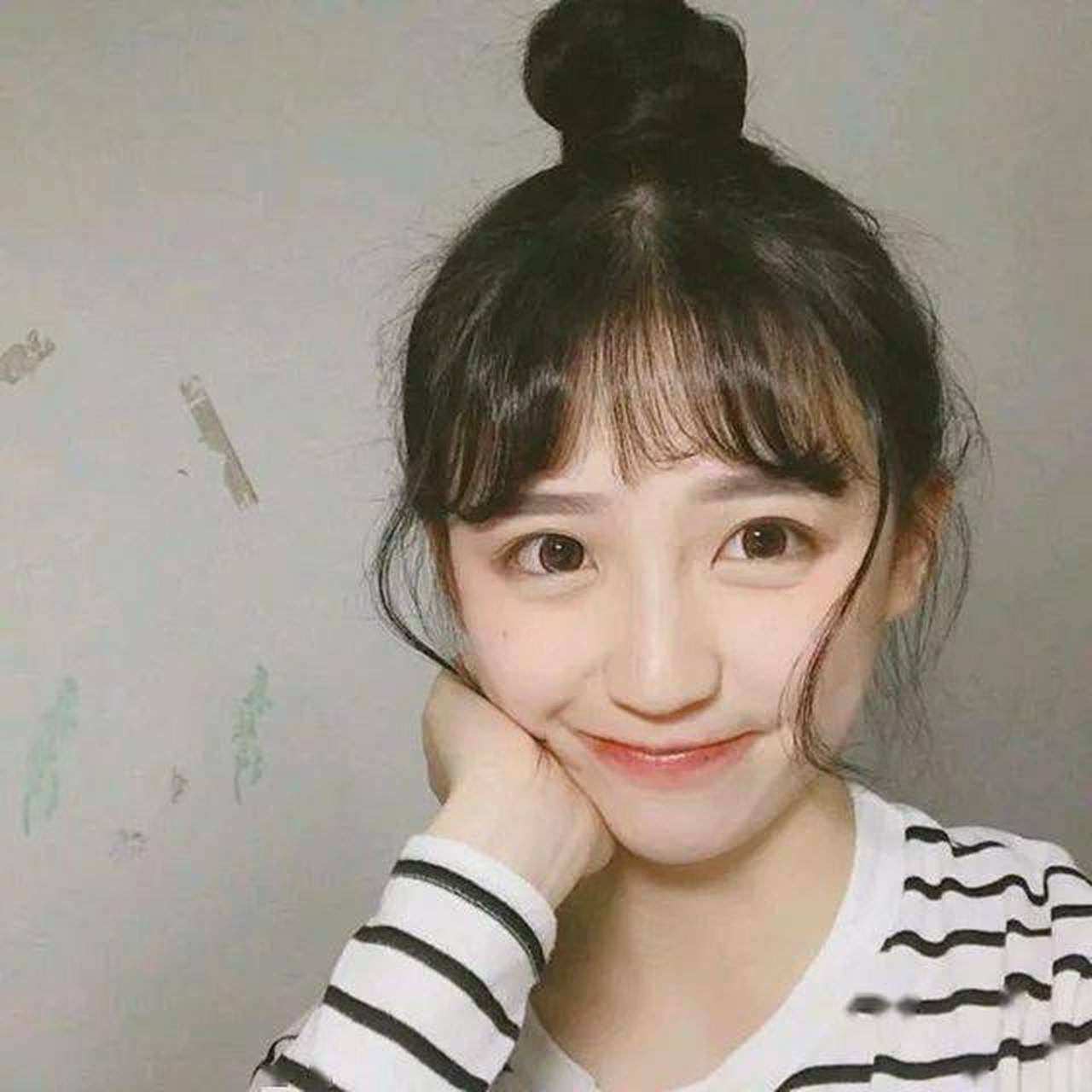 清纯可爱的漂亮好看的丸子头女生女孩头像