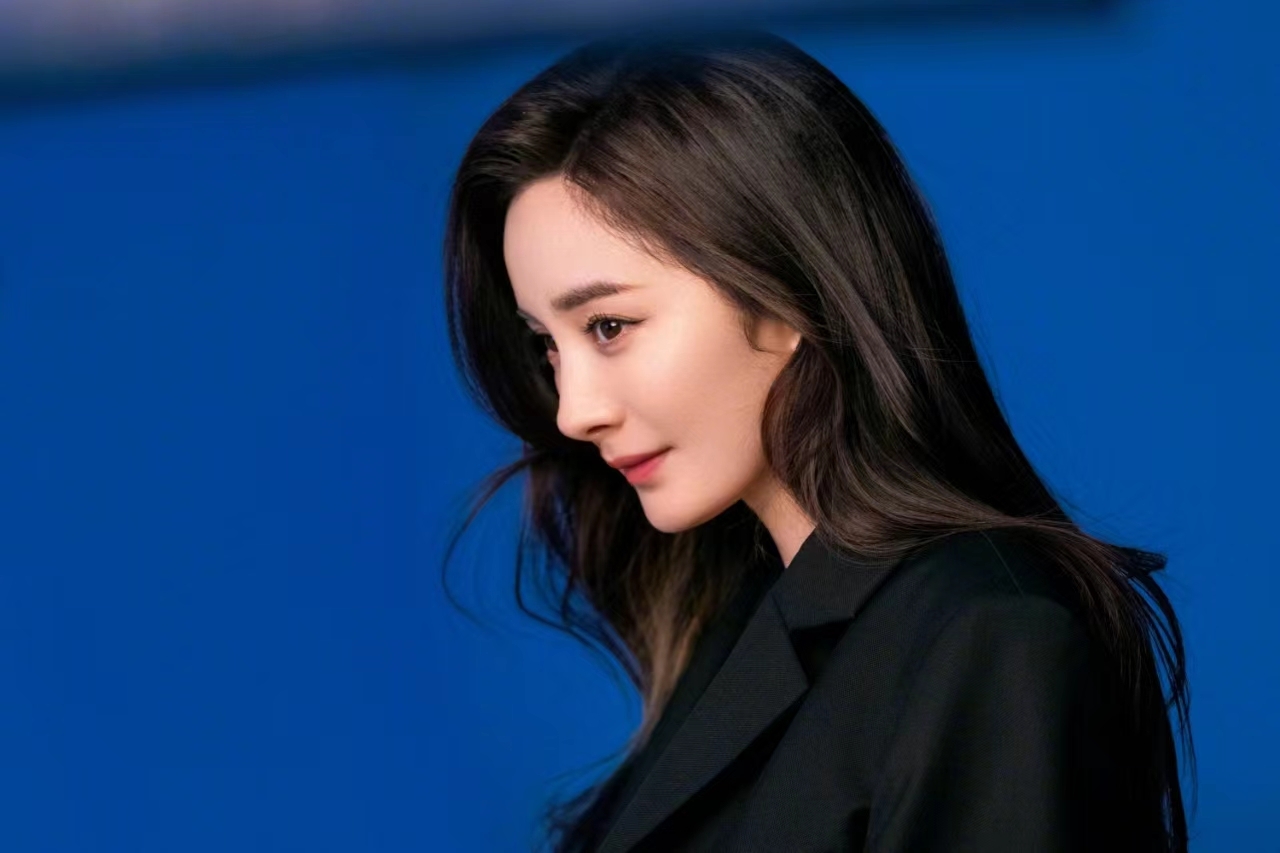 易烊千玺偶尔还喜欢打两把麻将,他技术还蛮好的. 2.