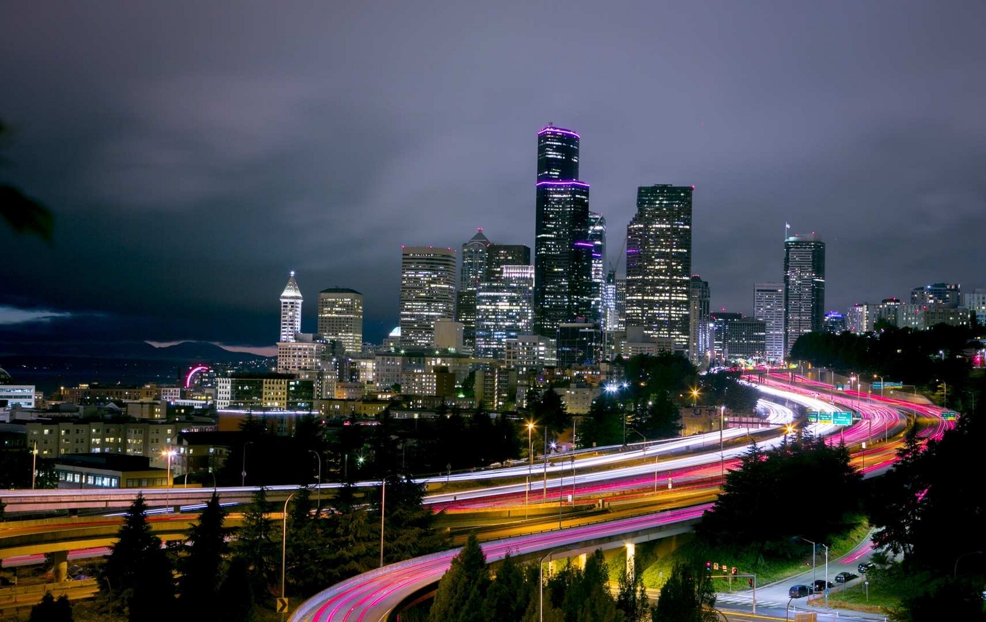 美国西雅图市中心的夜景