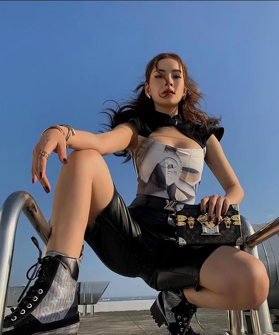 一起来欣赏越南第一美女——芝芙#性感女明星