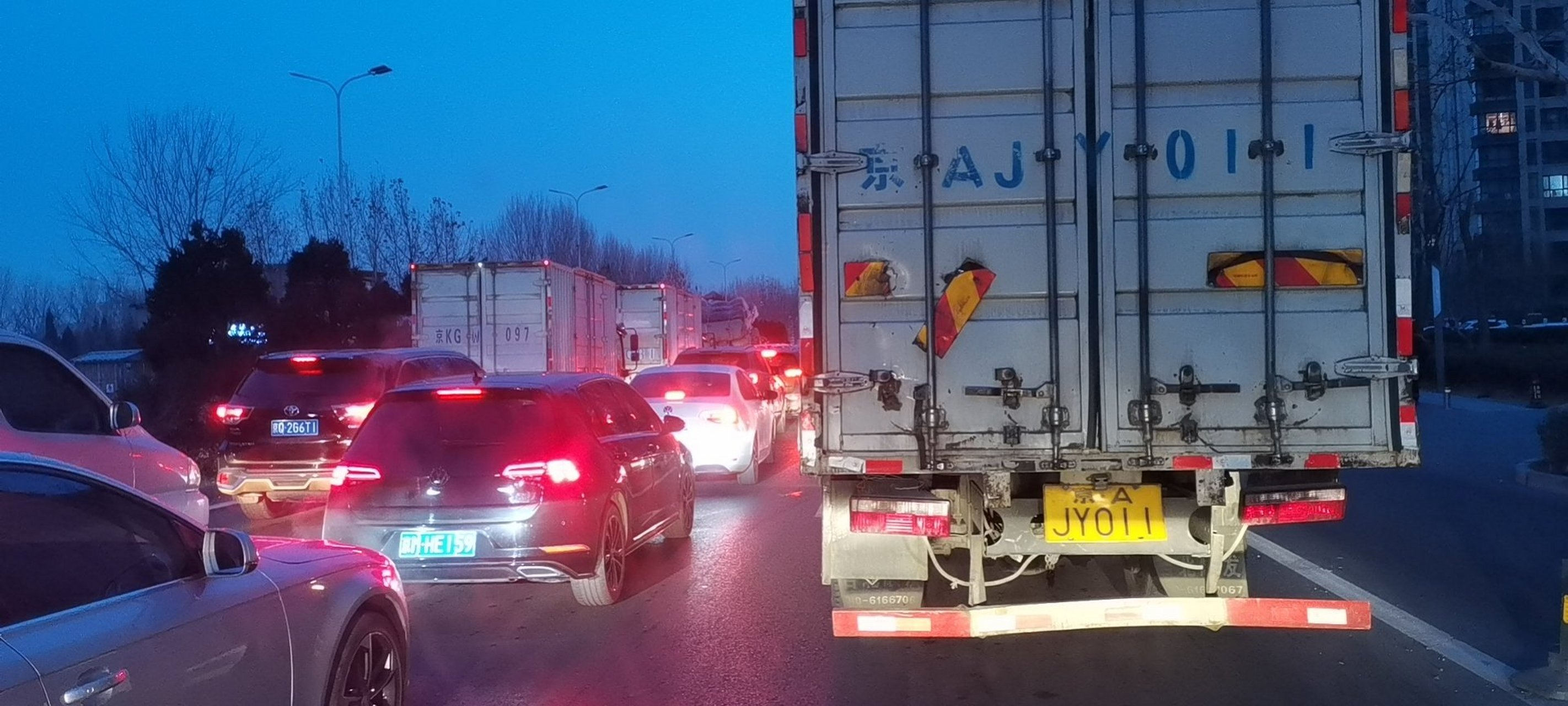 一律劝返!京牌车辆必须持有核算证明进入!