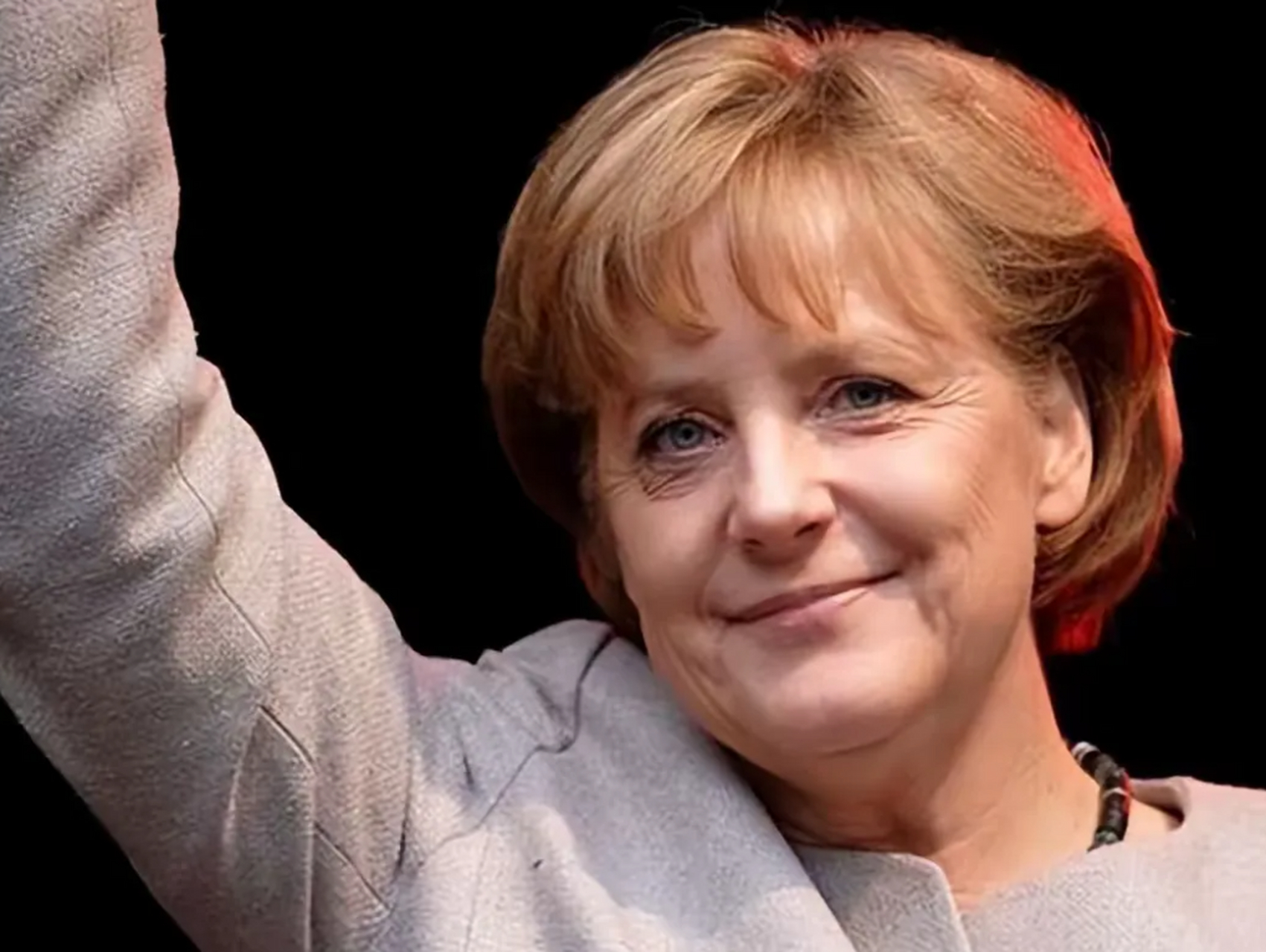 欧洲议会选举终落帷幕,德国总理默克尔荣登巅峰,成为欧盟史上首位女性