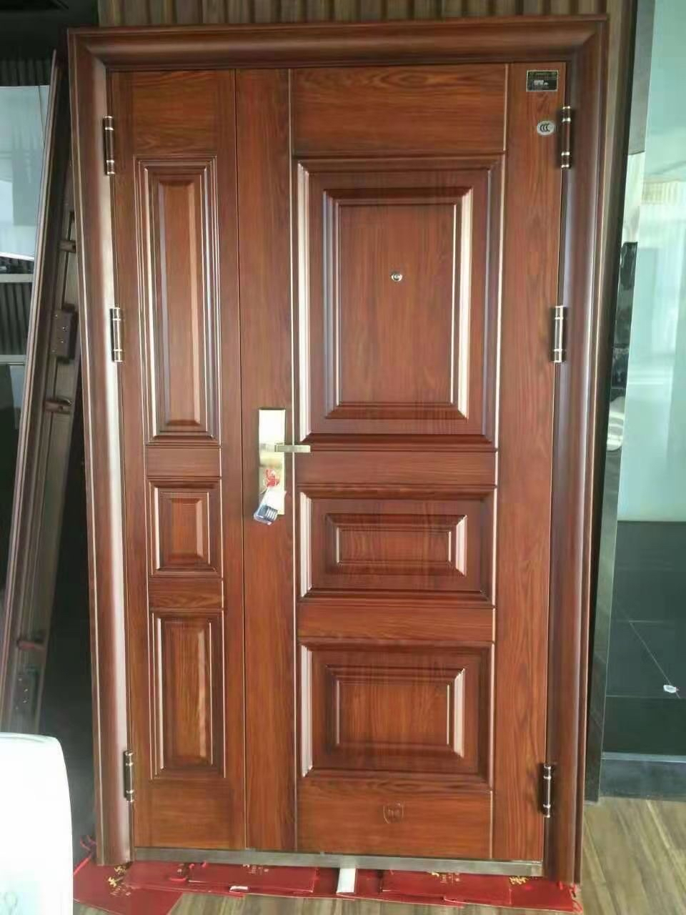 海南防盗门选购全指南：从材质到安装，工程与家用的避坑要点