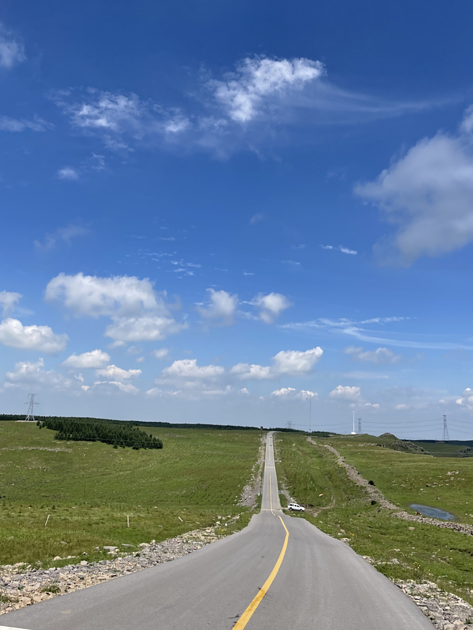 草原天路西线风景如画