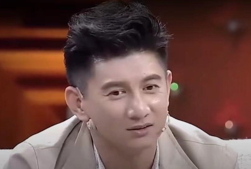 吴奇隆和刘诗诗刚结婚不久,在一个节目上被主持人问道:你们俩平时谁