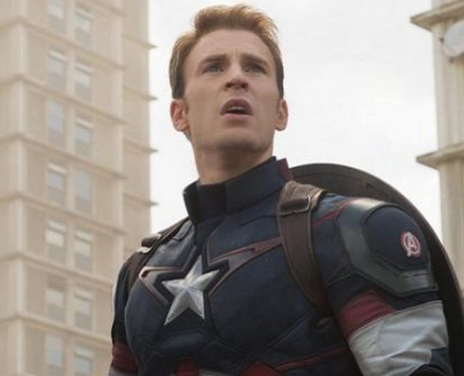 美队扮演者回应误发私密照#