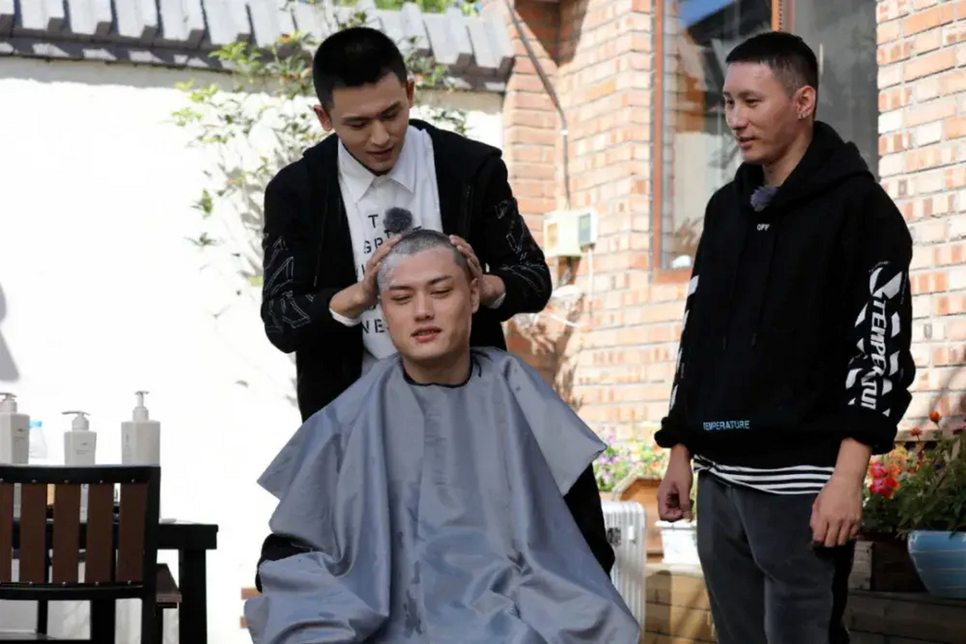 考古张哲瀚与小雨张苏参加《时光的味道》综艺时,大概是他人生最失意