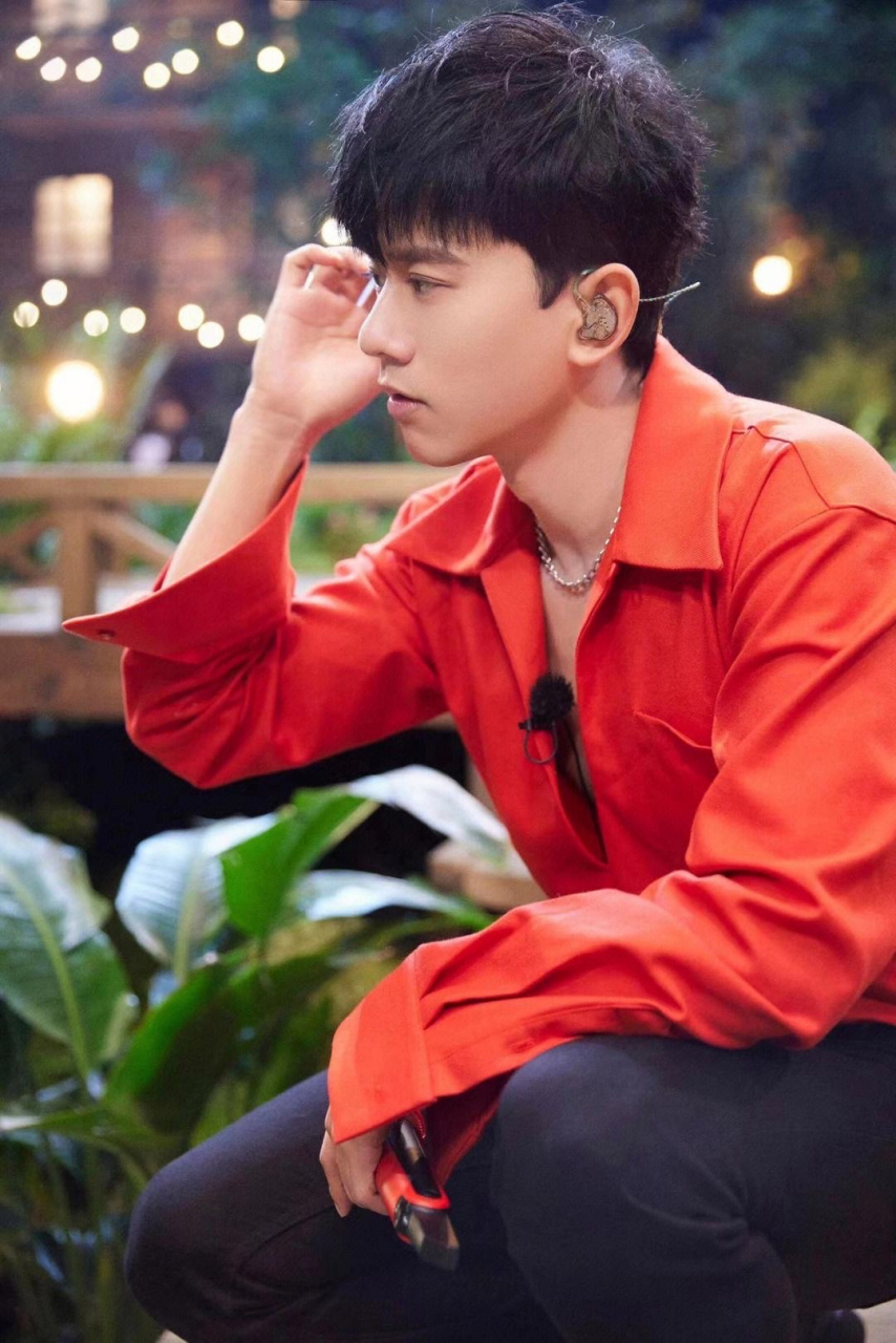 张杰是怎么做到年龄满40-20的 越长越年轻,越来越帅啦#张杰