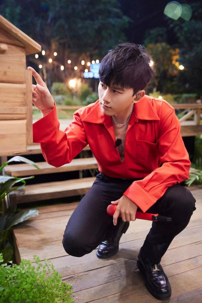 张杰是怎么做到年龄满40-20的 越长越年轻,越来越帅啦#张杰