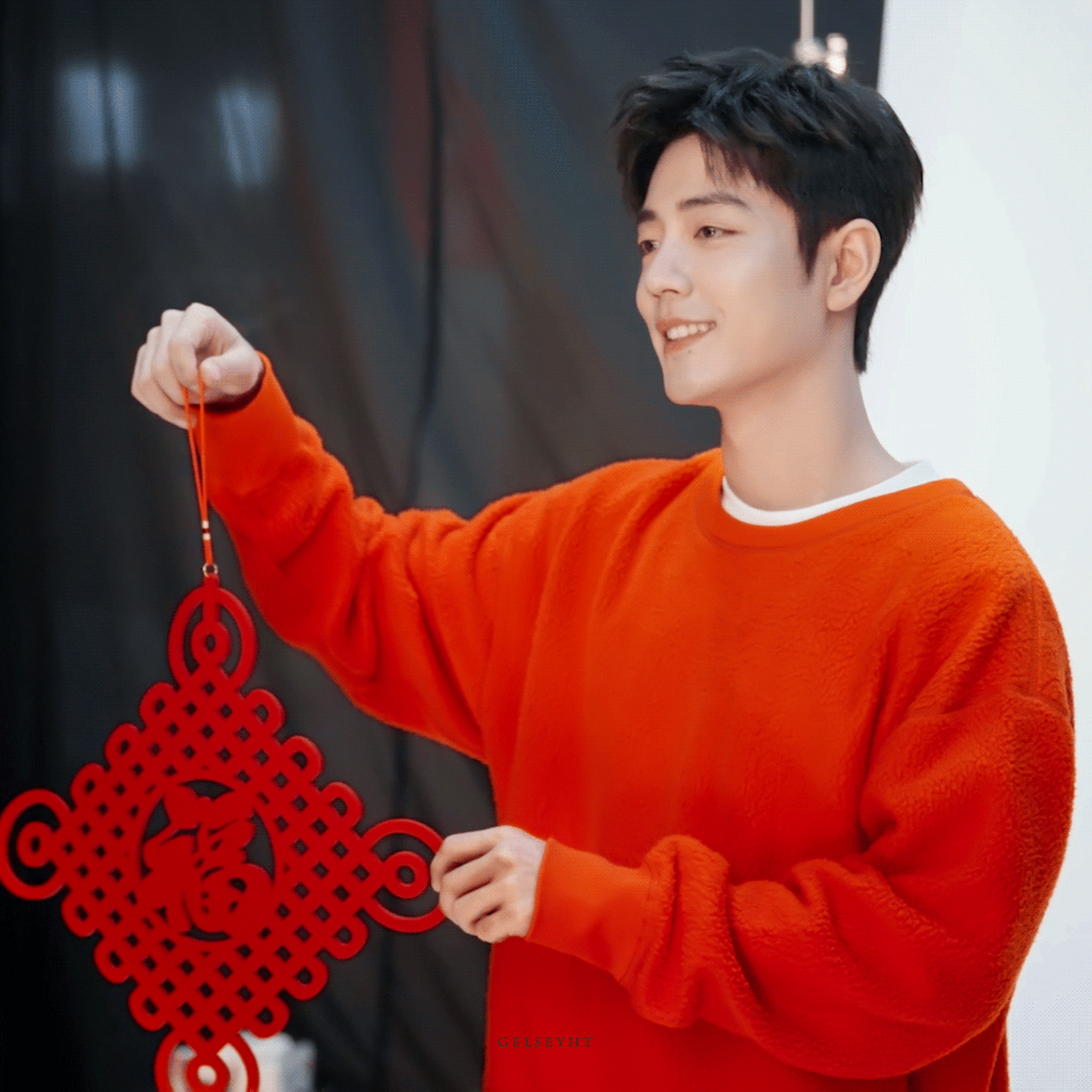 [网页链接] 今年ta的作品令人印象深刻,我要推荐的是:#肖战# 肖战😻