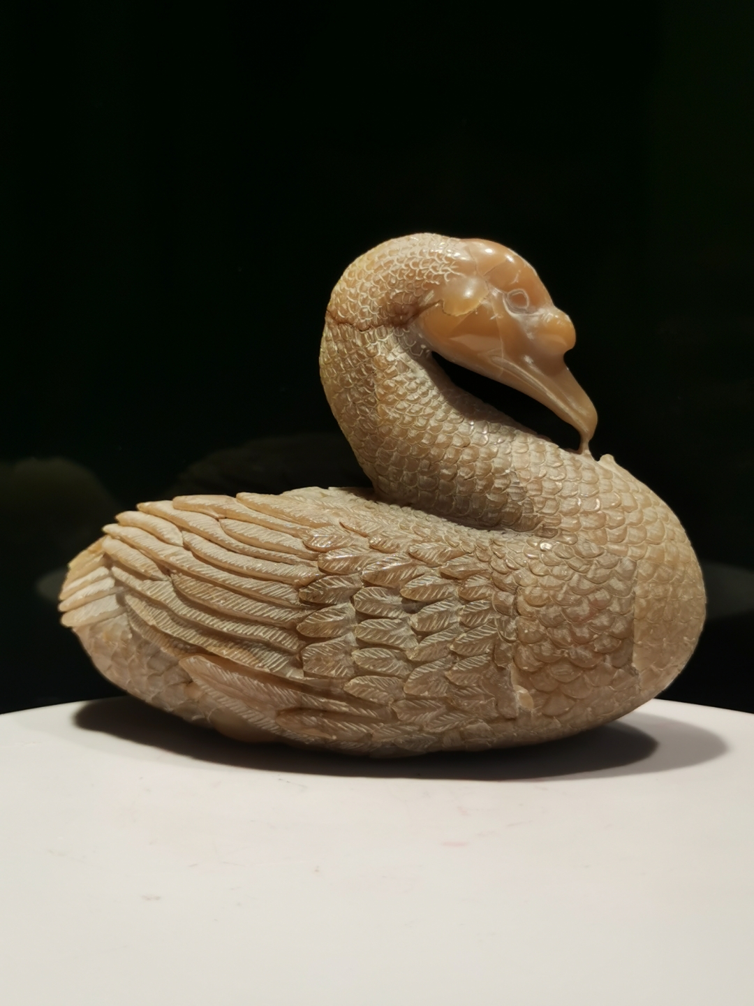 芙蓉石雕刻鹅把件:灵动雅致,温润传情