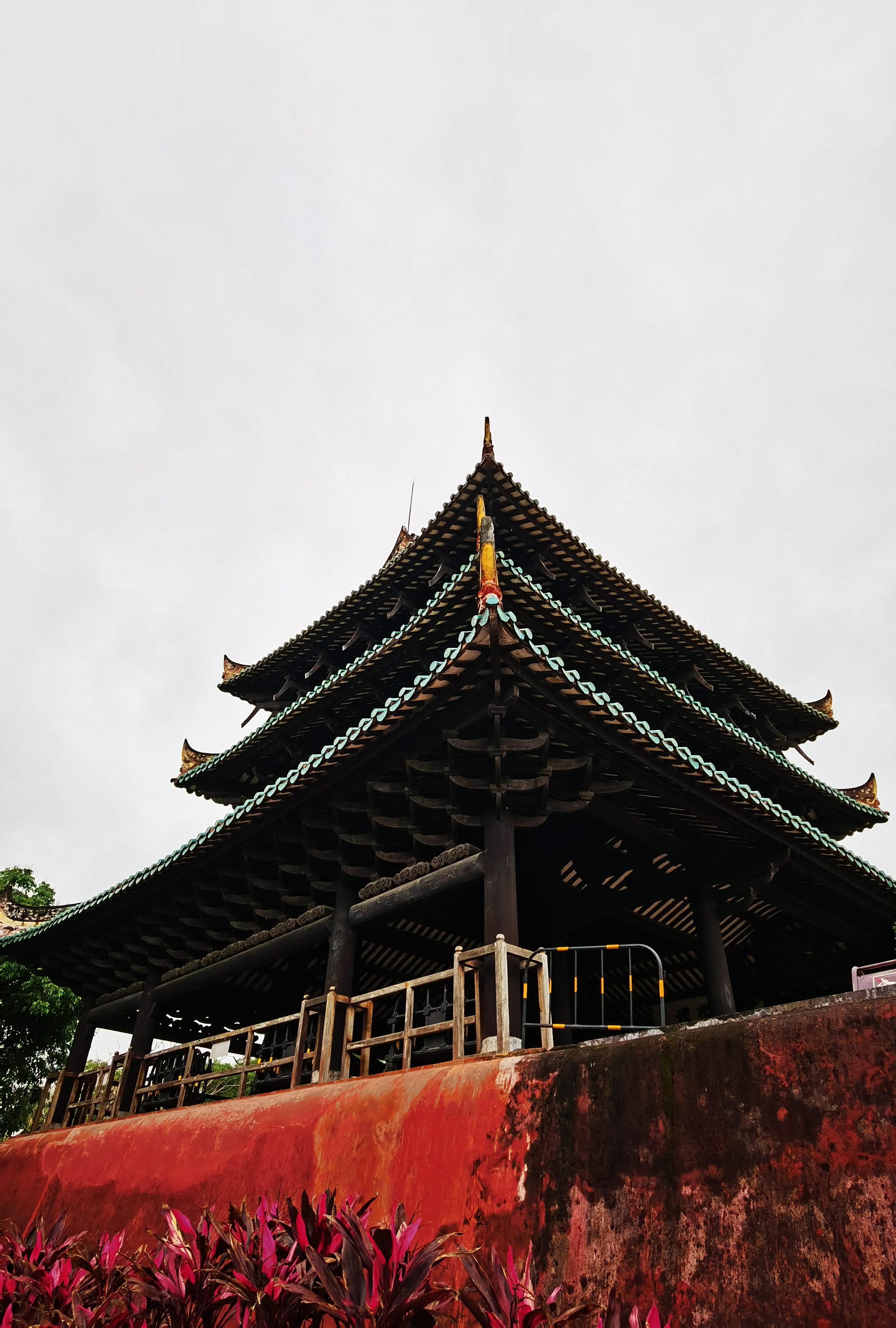 风景摄影# 广西容县真武阁  大唐乾元年始建经略台,大明万历年始建