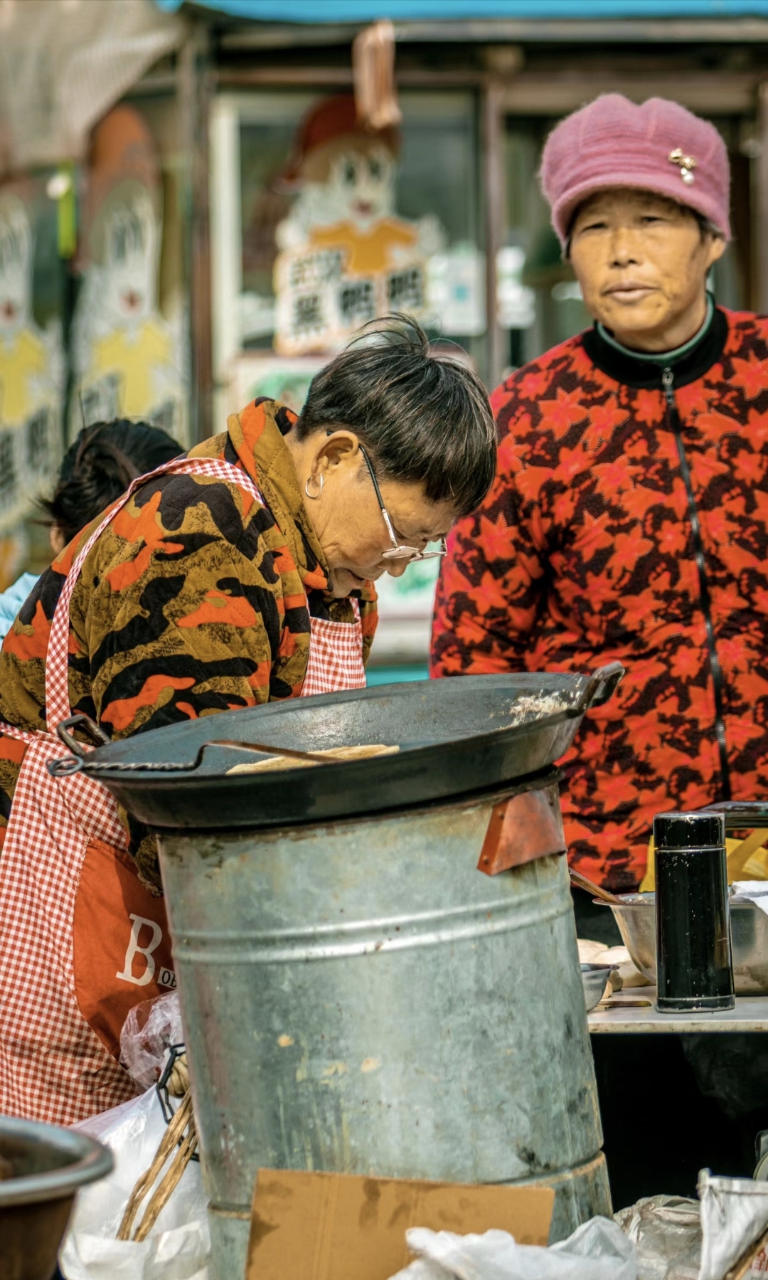 生蝗 忙碌的照片街头修鞋匠的图片人们的日常生活图片