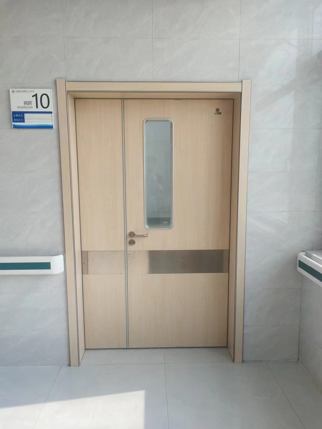 医院专用门安装实景效果赏析!