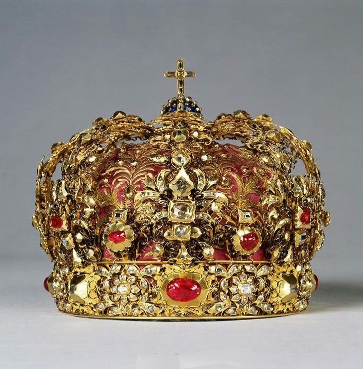 珠宝皇冠