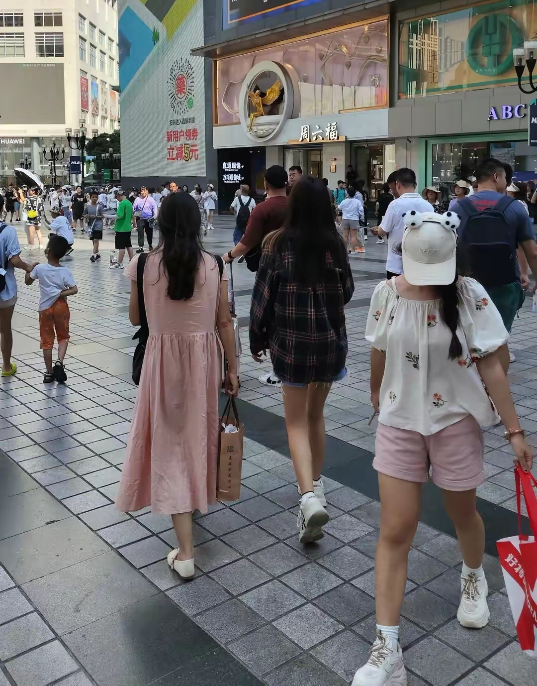 普通人轻资产创业秘诀:网络写作成赚大钱新途径