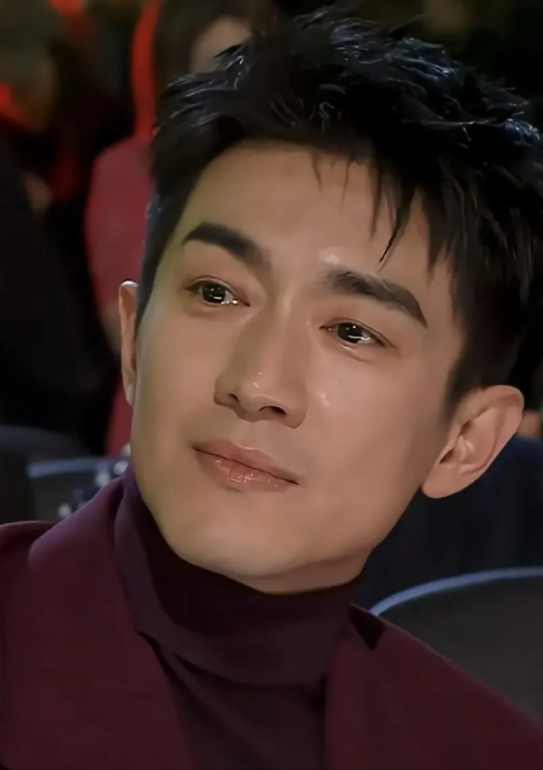 林更新想到了什么? 眼里满含泪水!