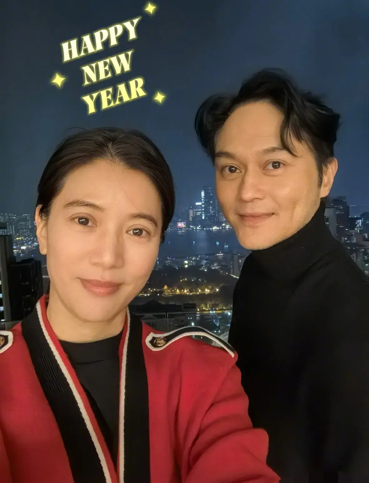 袁咏仪张智霖多大年龄图片