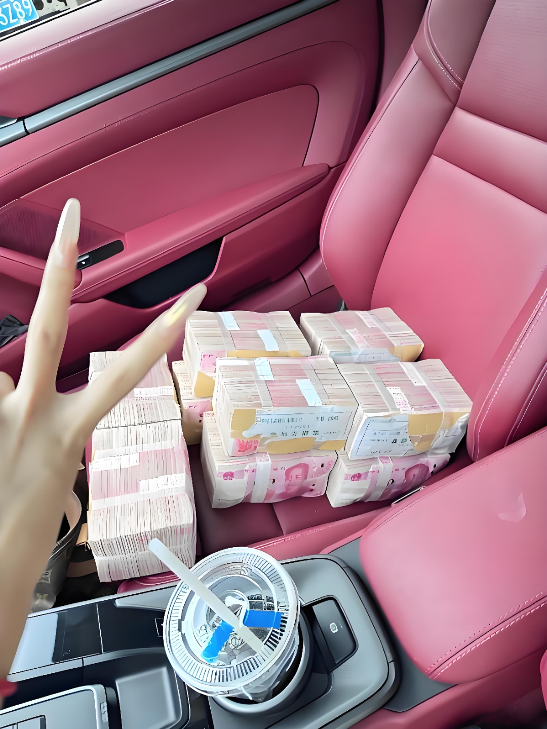 有人认为,普通人的工资有限,低收入者居多,赚100