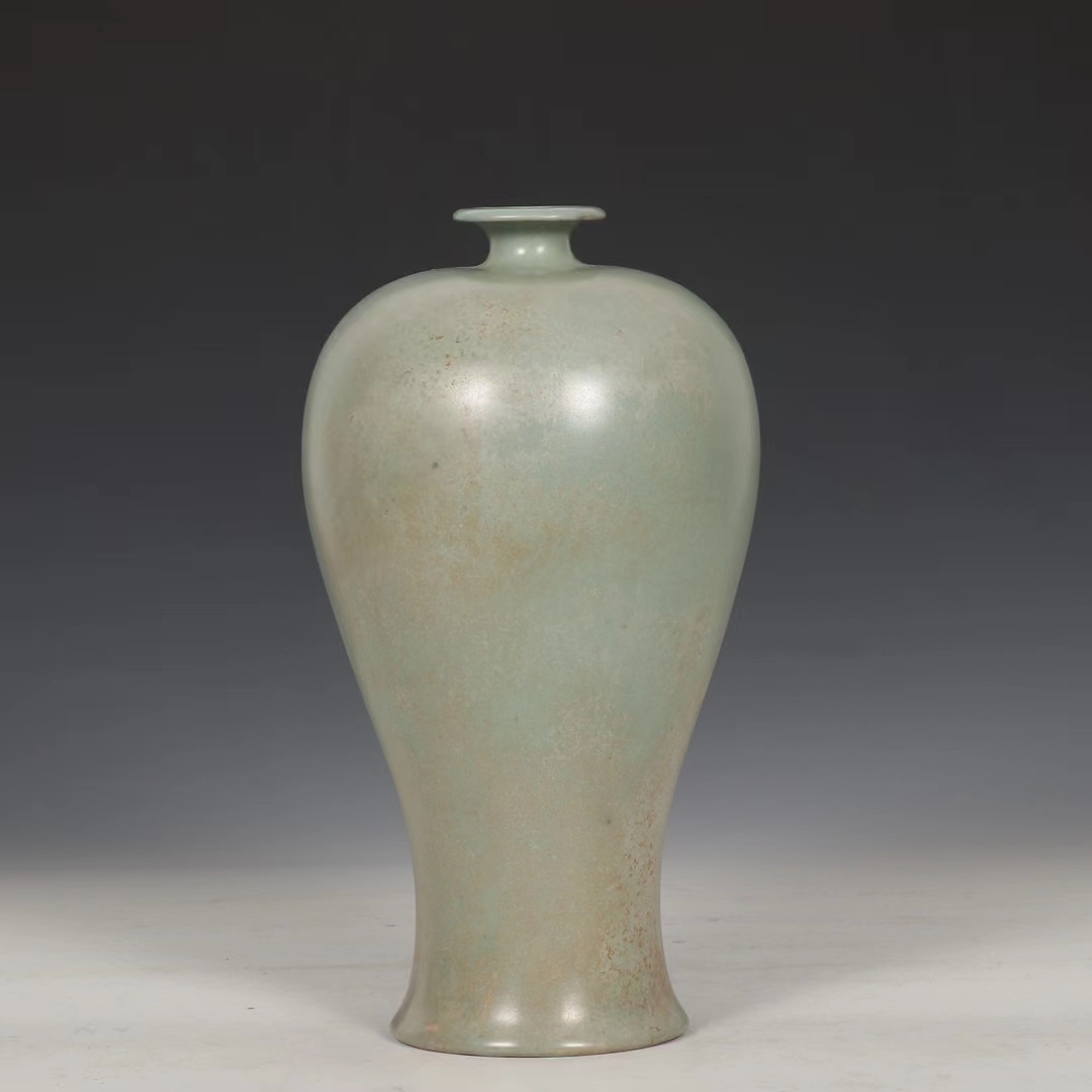 精品收藏  宋  汝窑天青釉梅瓶.