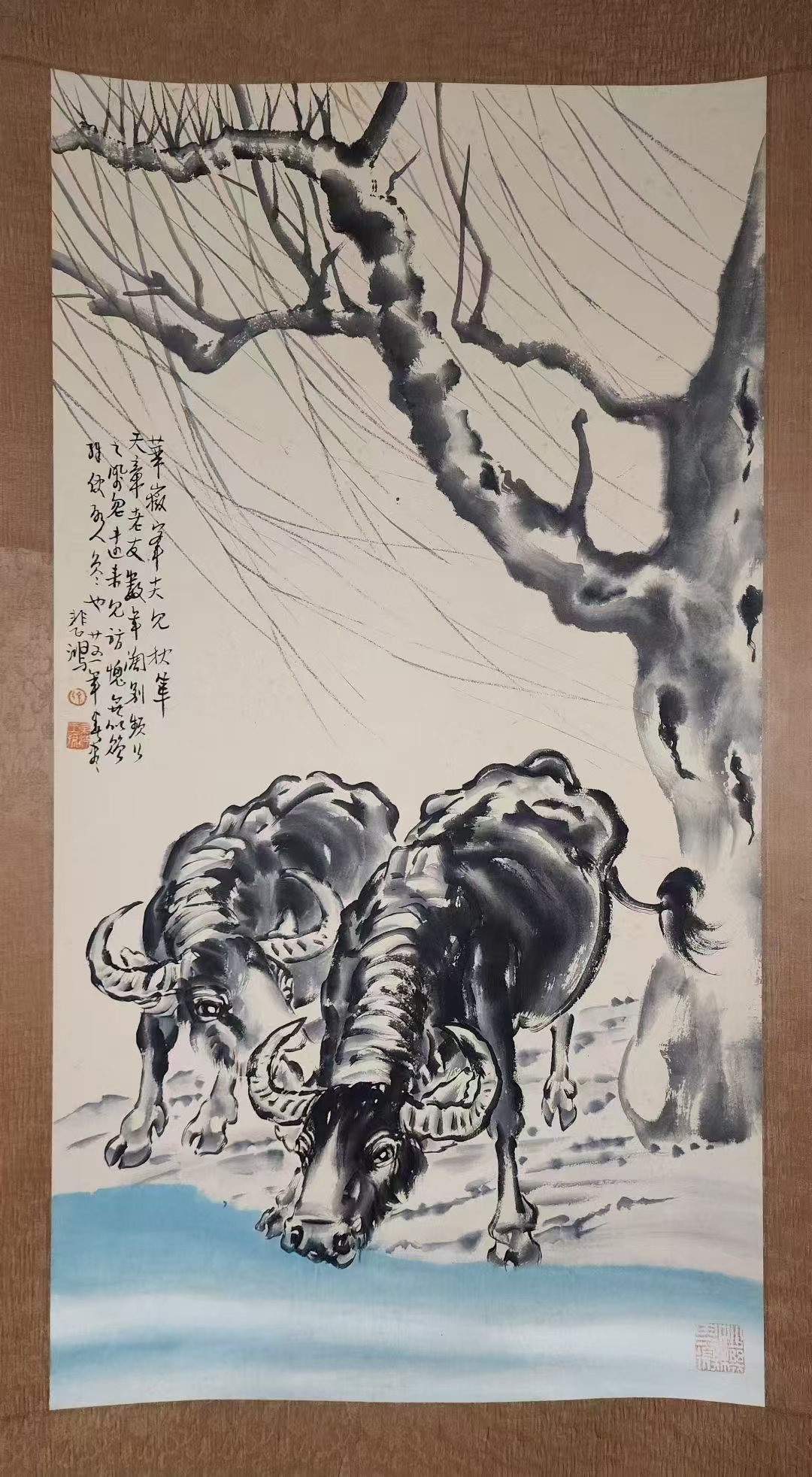 精品收藏 徐悲鸿 水墨画双牛图立轴