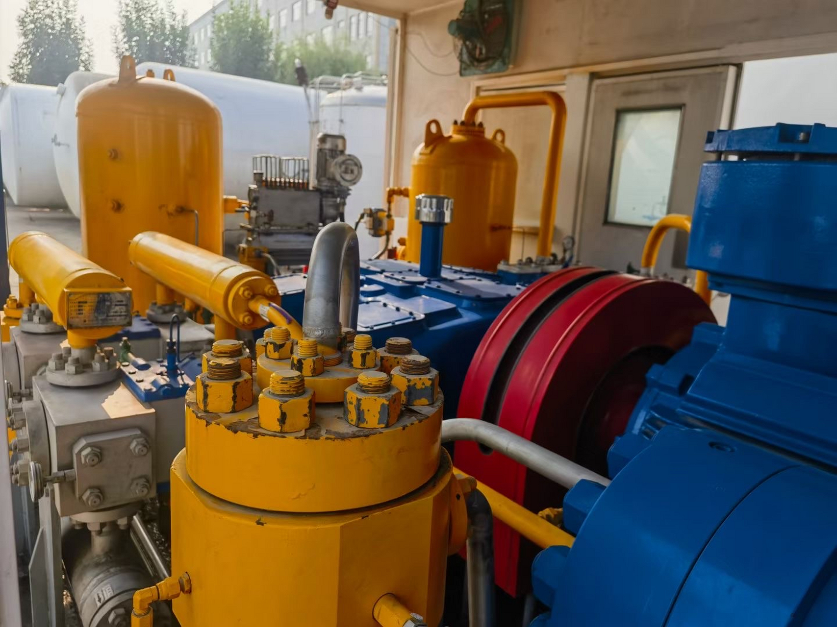 大量回收天然气压缩机,二手cng压缩机,子站压缩机,加气站压缩机,母站