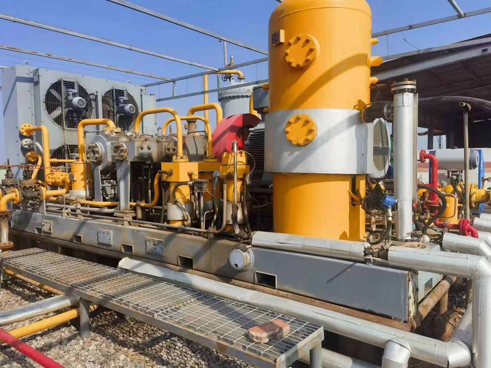 大量回收天然气压缩机,二手cng压缩机,子站压缩机,加气站压缩机,母站