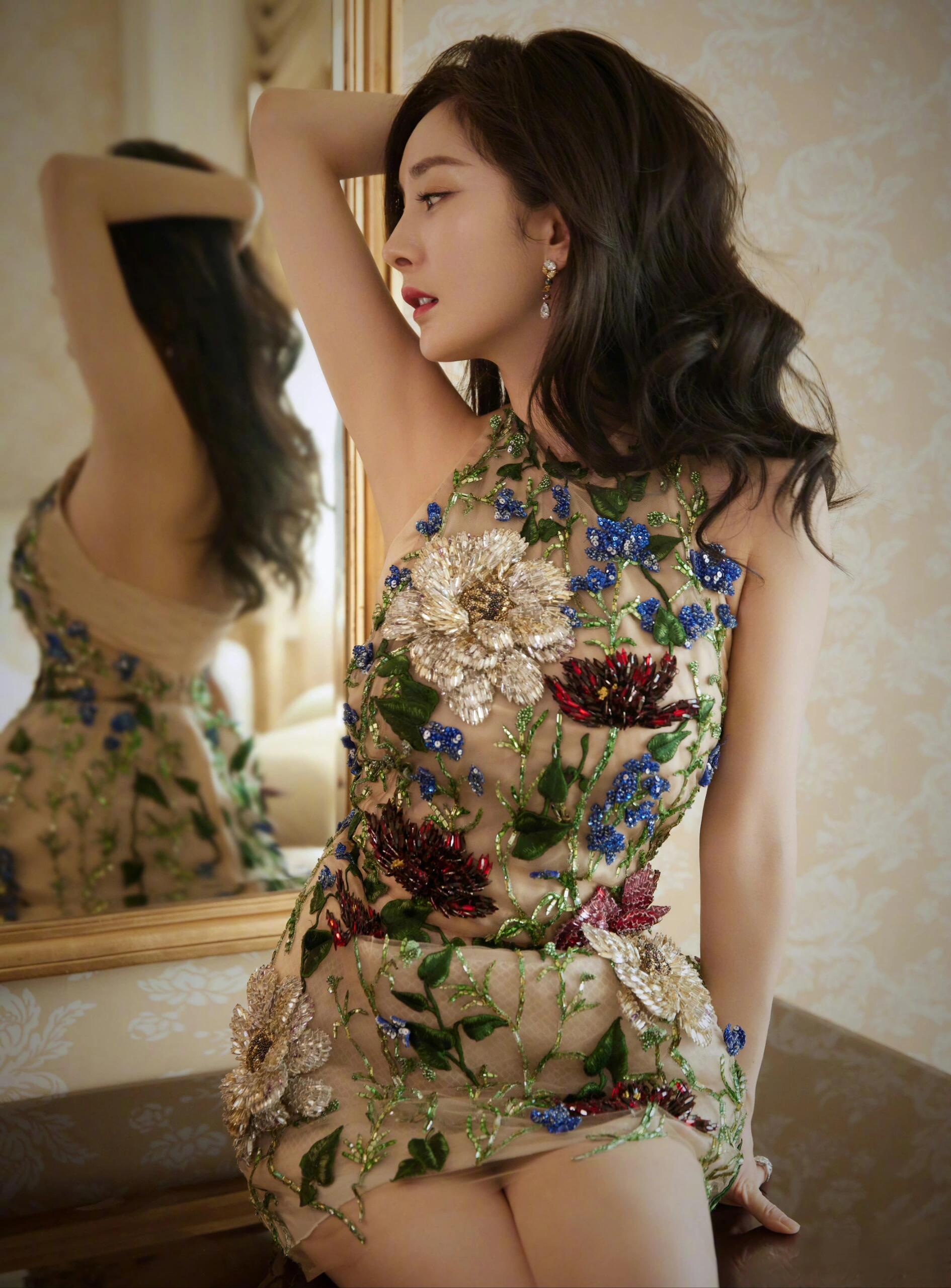 🌟杨幂的时尚秘籍大揭秘!