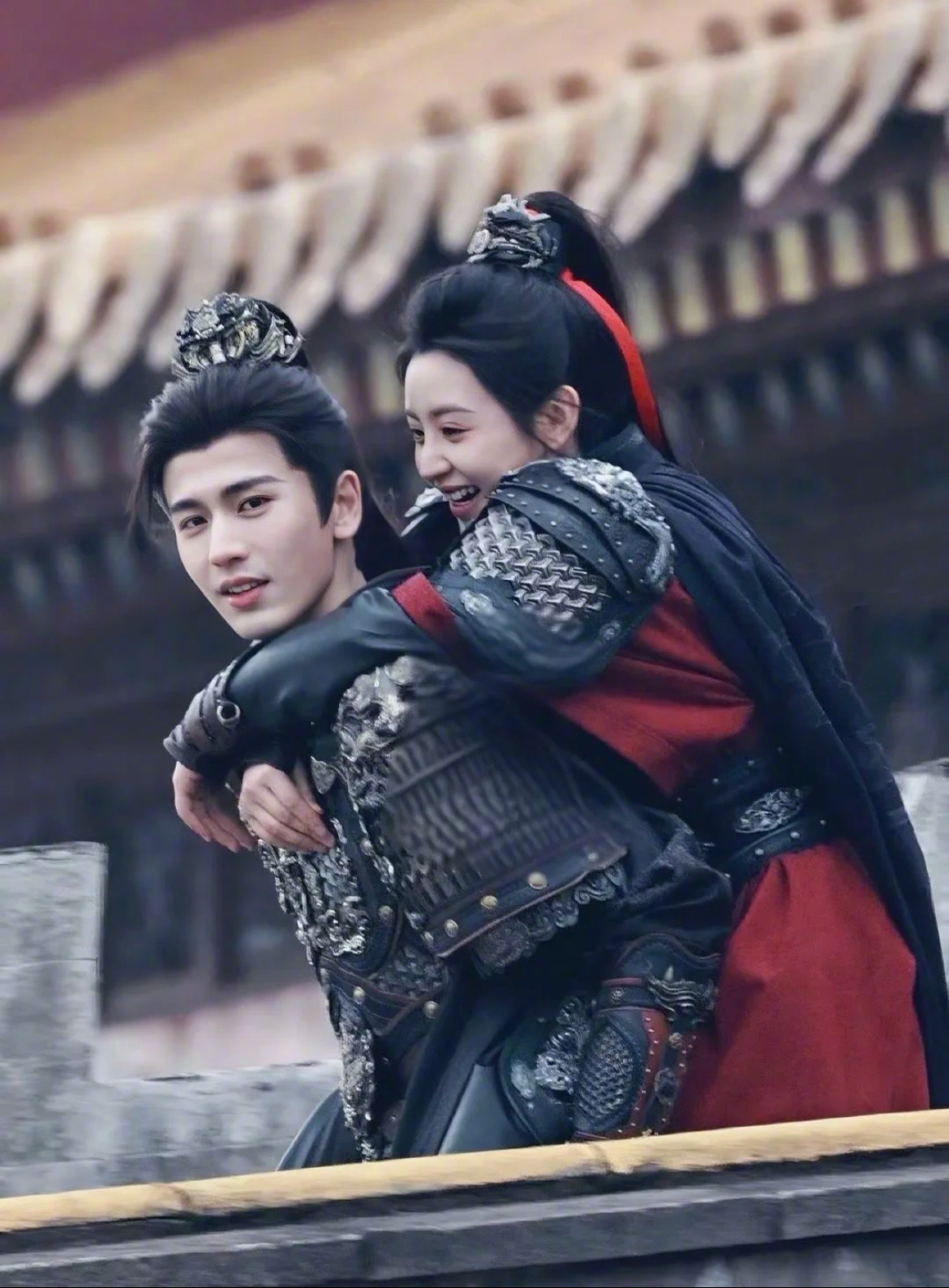 这俩人的颜值堪称女娲毕设,一个比一个精致,光看图我就已经嗑生嗑死