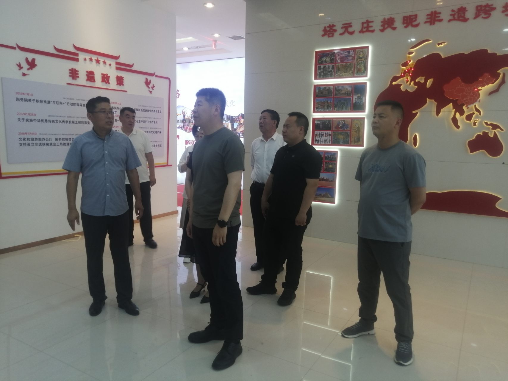 热烈欢迎甘肃永登县委书记王彦群同志一行莅临河北正定塔元庄捷昵非遗