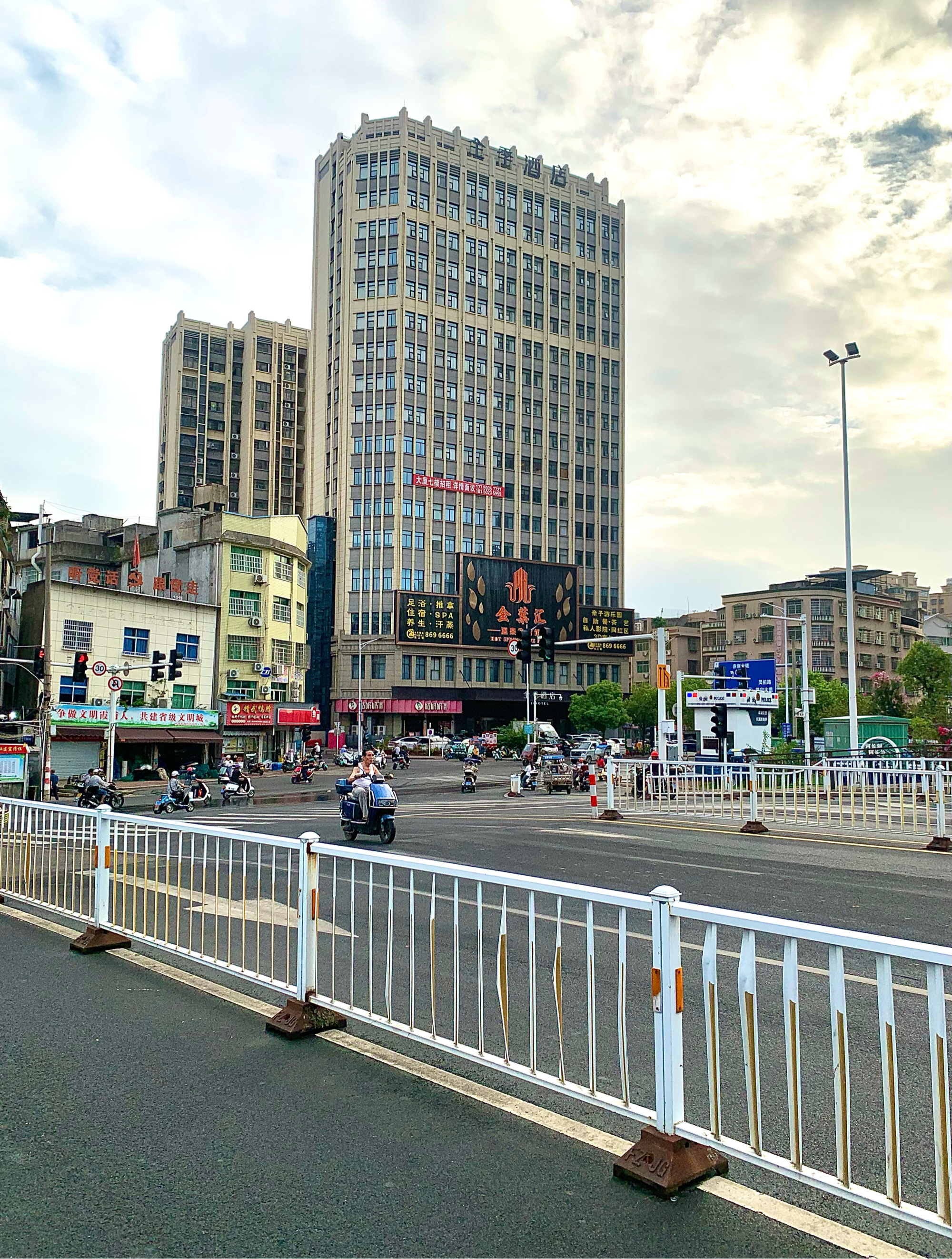 霞浦护城河跳河图片