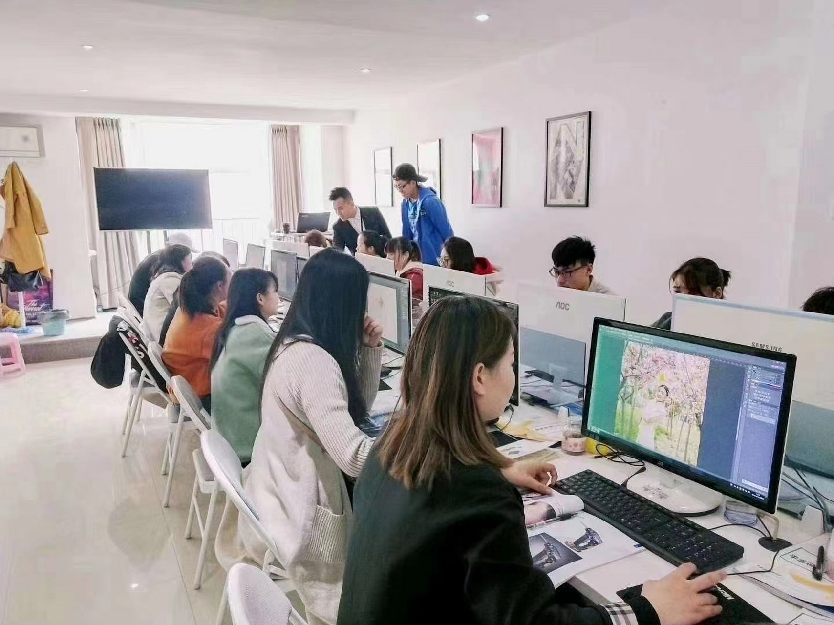 郑州千云电商设计培训学校美工培训公司学会为止全程实操教学一对一