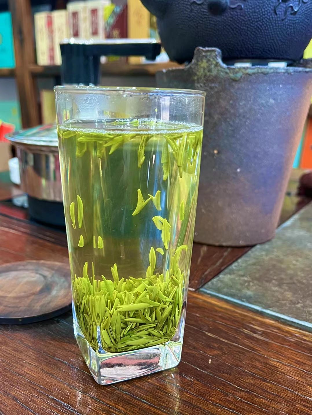 【品茗时刻】一杯茶,一片宁静～～～    茶生活的魅力,源于其简单而